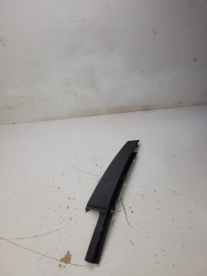 Накладка захист стійка pp audi a1 8x4837902c 5-d фото №1