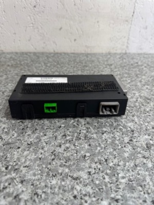 Блок керування фаркоп volvo v50 2004-2012 8698475 фото №1