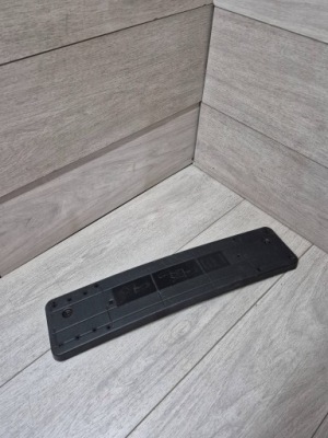 Mercedes eqe w295 обычный 22- рамка подкладка под номерной знак перед оригинал фото №1