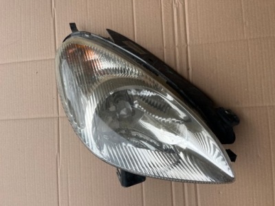 Права передня лампа citroen xsara picasso 1999-2004 9631494980 фото №1