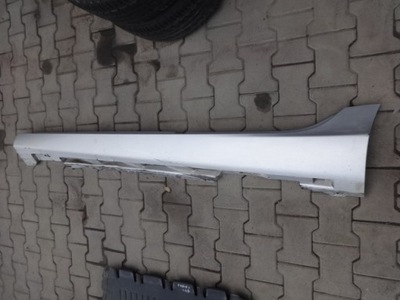 Volvo v40 2 ii 13r молдинг порог левая фото №1