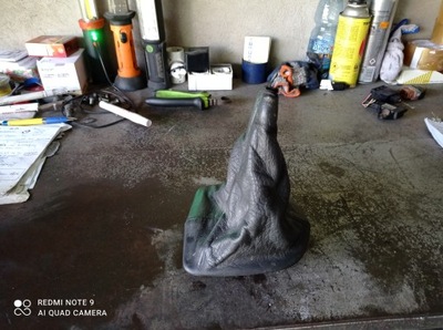 Peugeot 307 - чехол переключения передач фото №1