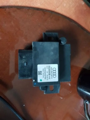 Модуль блок управления топлива насоса 3.0 tfsi 4g0906093g фото №1