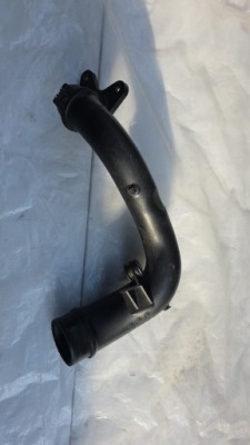 Renault trafic iii vivaro шланг труба патрубок інтеркулер 165755972r фото №1