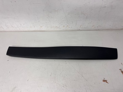 Внутрішнє оздоблення задній кришки volvo v90 фото №1