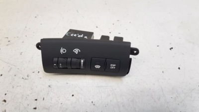 Панель управление света kia ceed i 2,0 crdi hb фото №1