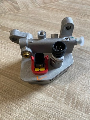 Volvo renault d11 koparka зарядний пристрій wozidło модуль дозування 23220417 фото №1