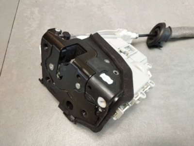 Audi a7 4g 2016 замок правий перед 8j1837016e фото №1