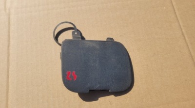 Volvo v70 заглушка бампера фаркоп задний 9190314 // 24 фото №1