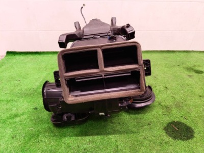 Bmw x1 f48 отопитель 9871296 фото №1