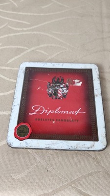 metalowe pudełko po cygarach diplomat vintage