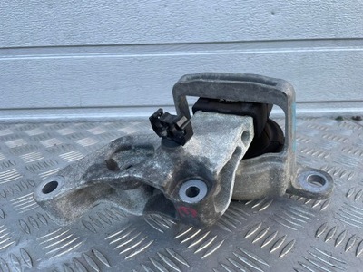 Renault megane iv кронштейн двигателя 1.6-dci фото №1