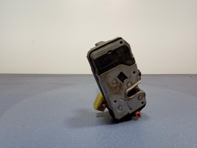 Opel astra iii h замок дверь задняя левый 5 pin 13128115 фото №1