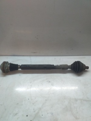 Привідний вал права vw audi 1,8tsi 1k0407272lf фото №1