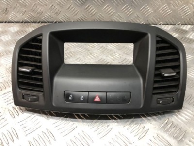 Opel insignia a решётка обдув выключатель аварийных фото №1