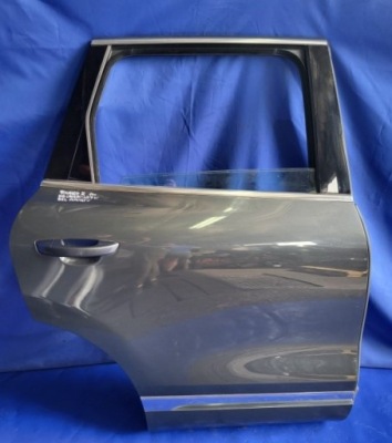 Двері правий задня vw touareg ii lg7w фото №1