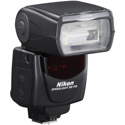 Nikon Speedlight SB-700 Lampa błyskowa