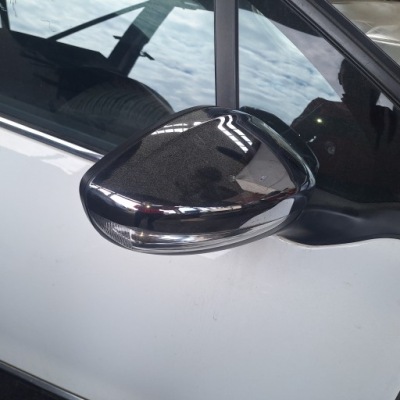 Дзеркало праве peugeot 2008 фото №1