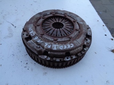 Сцепление двухмассовый kia ceed i 1.6 crdi 6 передача фото №1