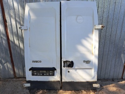 Iveco daily двері праве ліва задні правий лівий задній комплект фото №1