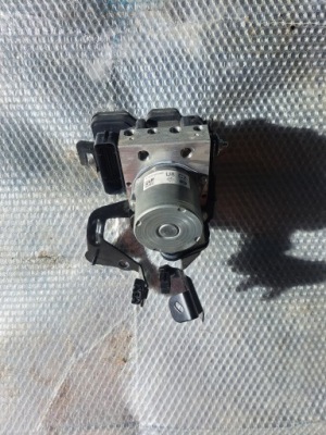 Насос abs arkana 476604694r фото №1