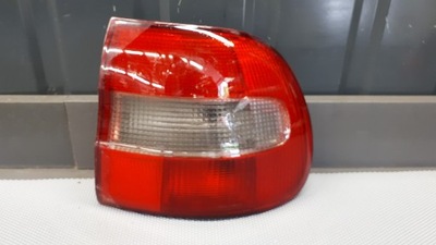 FARO DERECHA PARTE TRASERA VOLVO V40 99-04R  