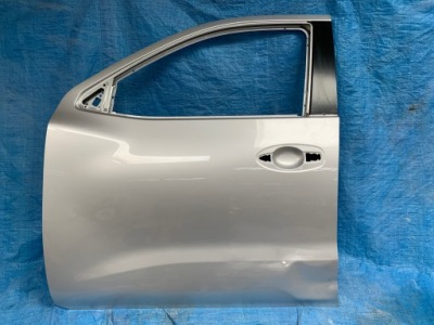 Nissan navara np300 16- левая передние дверь фото №1