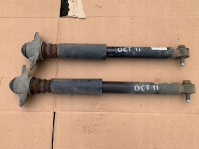 Пружини задня задні skoda octavia ii оригінал справні комплект фото №1