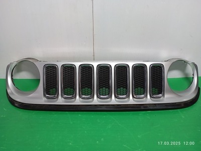 Решітка радіатора решітка радіатора jeep renegade решітка радіатора капот хром 73558782 фото №1
