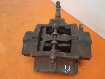 Mercedes clk 200k c208 97-99 суппорт тормозной задняя правый 36/278 111.944 фото №1