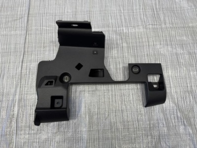 Защита заглушка консоли maserati ghibli m157 gt 6700417470 фото №1