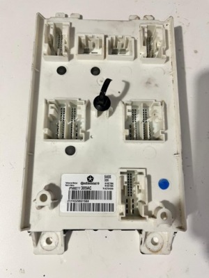 Dodge charger 2015- модуль bcm комфорту 68277389ac фото №1