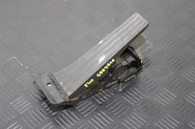 Педаль газу bmw 1 f40 6889818 фото №1