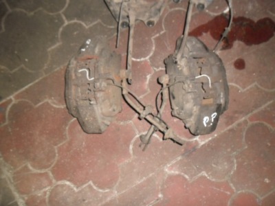 Супорт гальмівний правий перед mercedes ml w163 5.5b фото №1