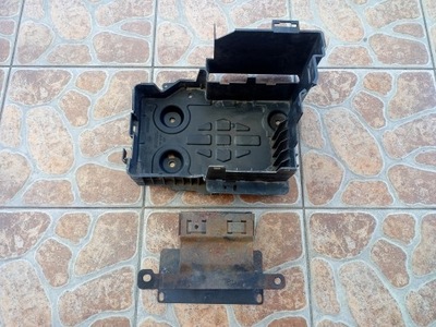 SOPORTE / CUERPO BATERÍA RENAULT LAGUNA II  