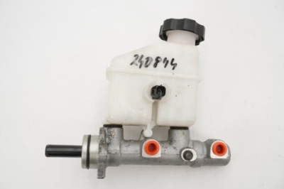 Главный цилиндр тормоза kia ceed 1 фото №1