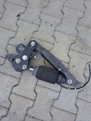 Замок підвіска кабіни renault premium dxi volvo фото №1