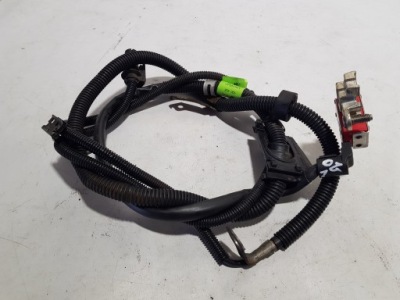 Клемма пиротехническая плюсовая mercedes w212 2124409752 фото №1