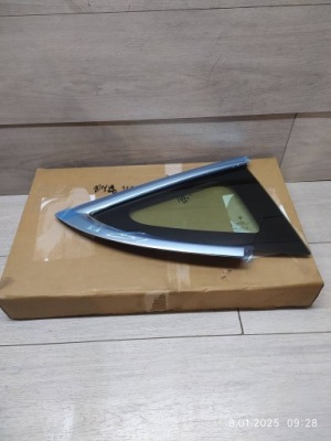 10776. tesla 3 скло правий задній 1514979-00-b фото №1