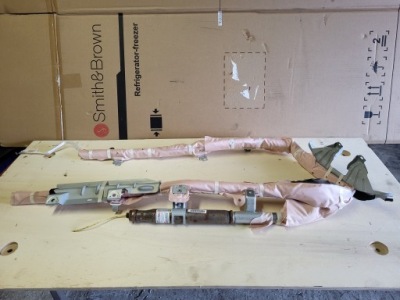 Citroen c4 aircross шторка безопасности левая оригинал фото №1