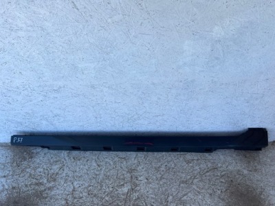 Молдинг поріг ліва поріг vw passat b8 3g0853857f фото №1