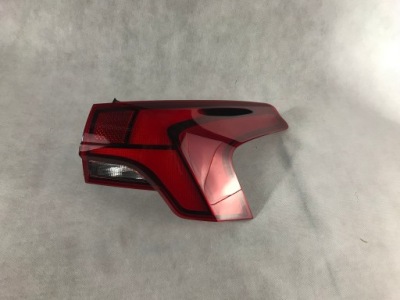 Hyundai santa fe iv lift 21- лампа задняя правая led фото №1