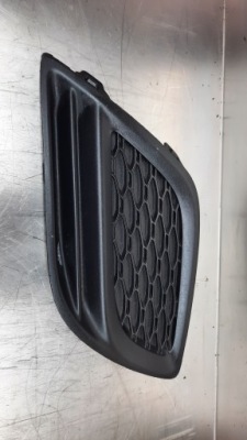 Решітка заглушка протитуманної фари ліва 31290657 volvo xc60 фото №1