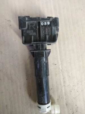 Toyota rav4 8520742040 омыватель фара p фото №1