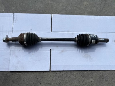 Mazda 2 привідний вал ліва бензин rok 2016 фото №1