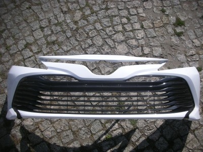 Toyota camry передний бампер решётка 2018-2020 фото №1