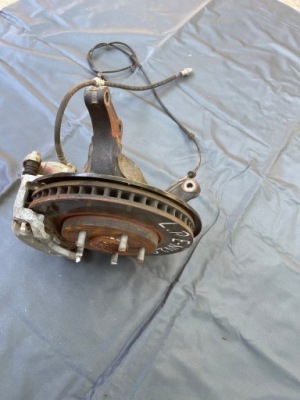 Левая передняя ступица подшипник колеса передний nissan e-nv200 фото №1