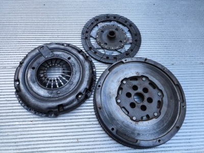 Сцепление комплект  двухмассовый маховик диск прижим 1.6 hdi expert jumpy proace 16- фото №1