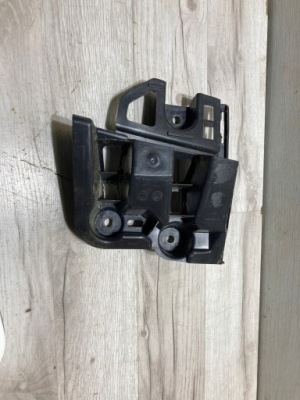 Напрямна бампер правий задня citroen ds3 crossback 20r. фото №1