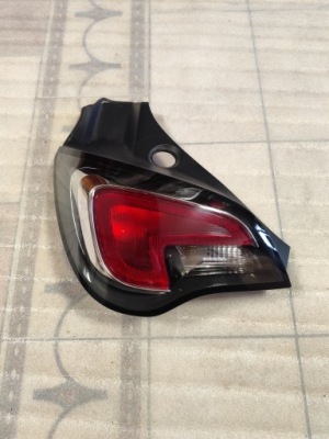 Лампа задний  задняя левая opel adam nowa оригинал 39177857 фото №1